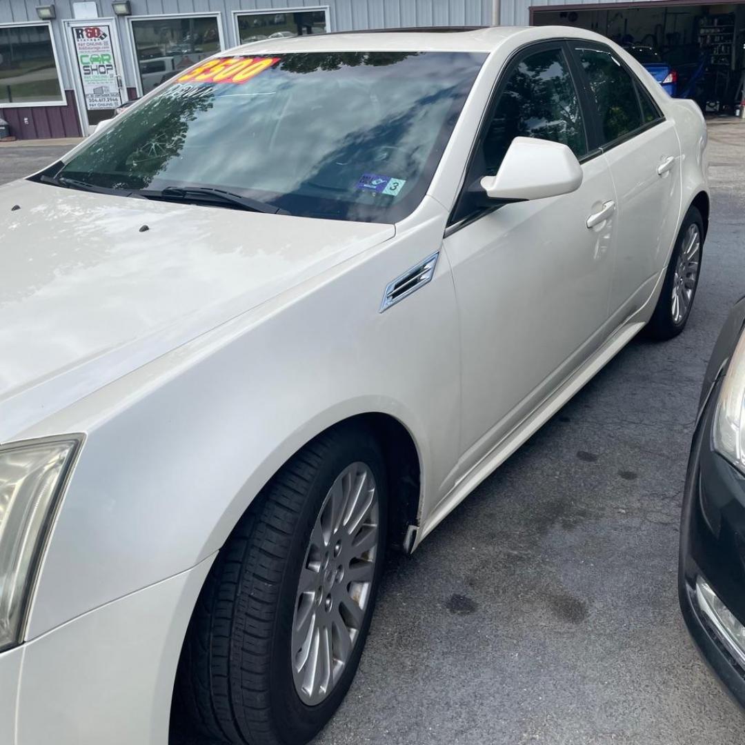 2010 WHITE CADILLAC CTS PERFORMANCE COLLECTION (1G6DL5EV3A0) with an 3.6L engine, Automatic transmission, located at 3338 US Rt. 60 East, Huntington, WV, 25705, (304) 733-9888, 38.411072, -82.379471 - Photo#3