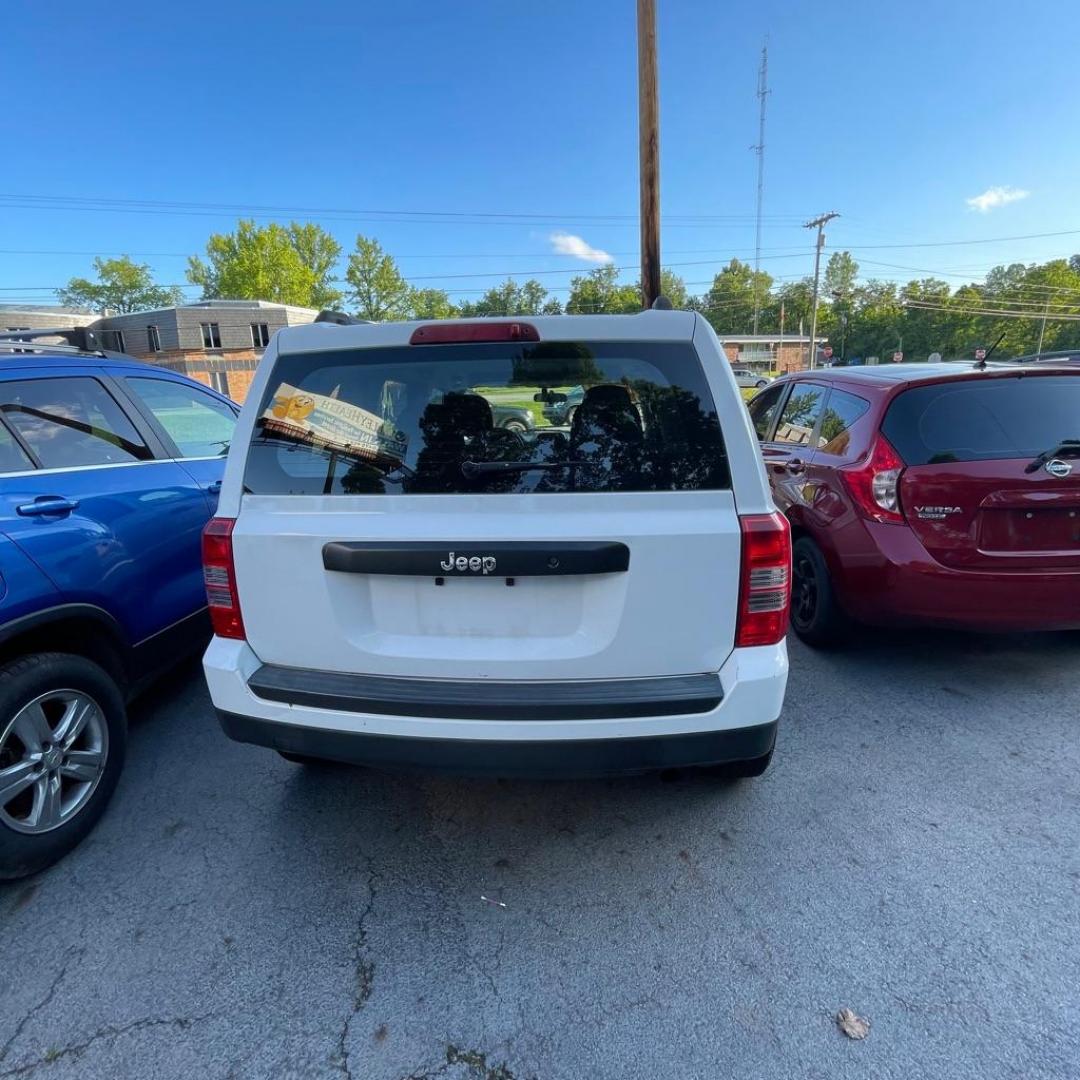 2012 WHITE JEEP PATRIOT SPORT (1C4NJPBA5CD) with an 2.0L engine, Continuously Variable transmission, located at 3338 US Rt. 60 East, Huntington, WV, 25705, (304) 733-9888, 38.411072, -82.379471 - Photo#0