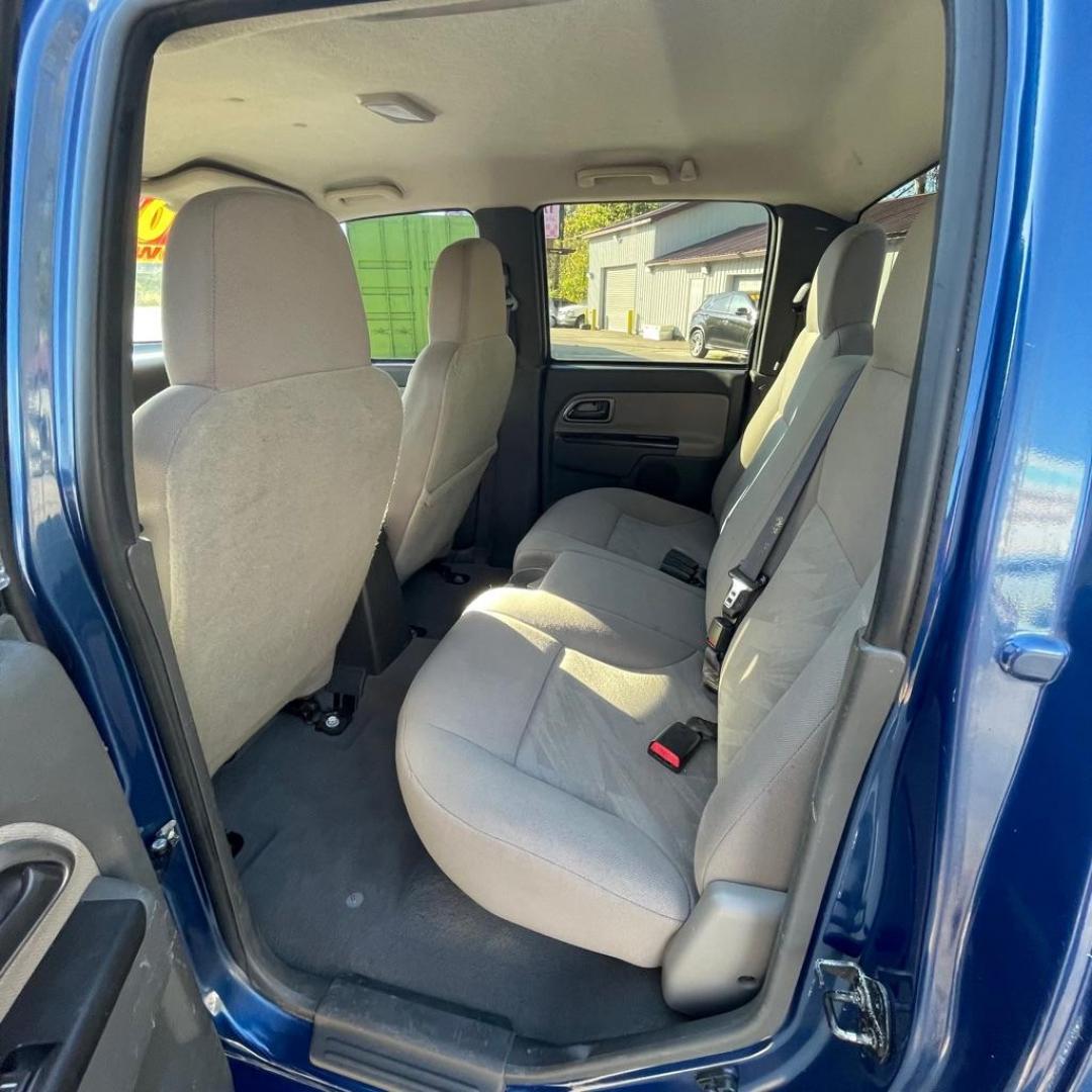 2005 BLUE CHEVROLET COLORADO Z71 (1GCDT136258) with an 3.5L engine, Automatic transmission, located at 3338 US Rt. 60 East, Huntington, WV, 25705, (304) 733-9888, 38.411072, -82.379471 - Photo#10