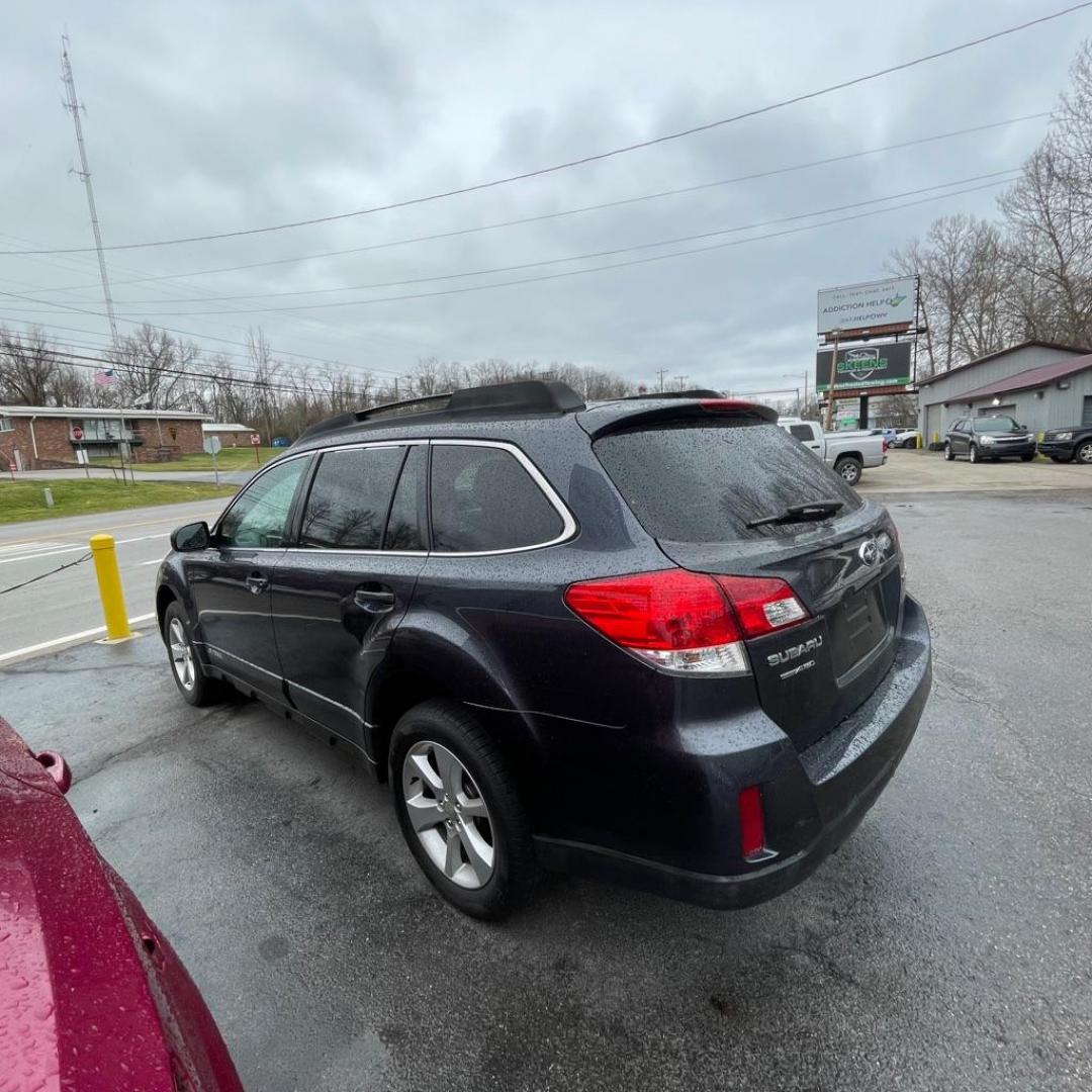 2013 GRAY SUBARU OUTBACK 2.5I PREMIUM (4S4BRBCC7D3) with an 2.5L engine, Continuously Variable transmission, located at 3338 US Rt. 60 East, Huntington, WV, 25705, (304) 733-9888, 38.411072, -82.379471 - Photo#2