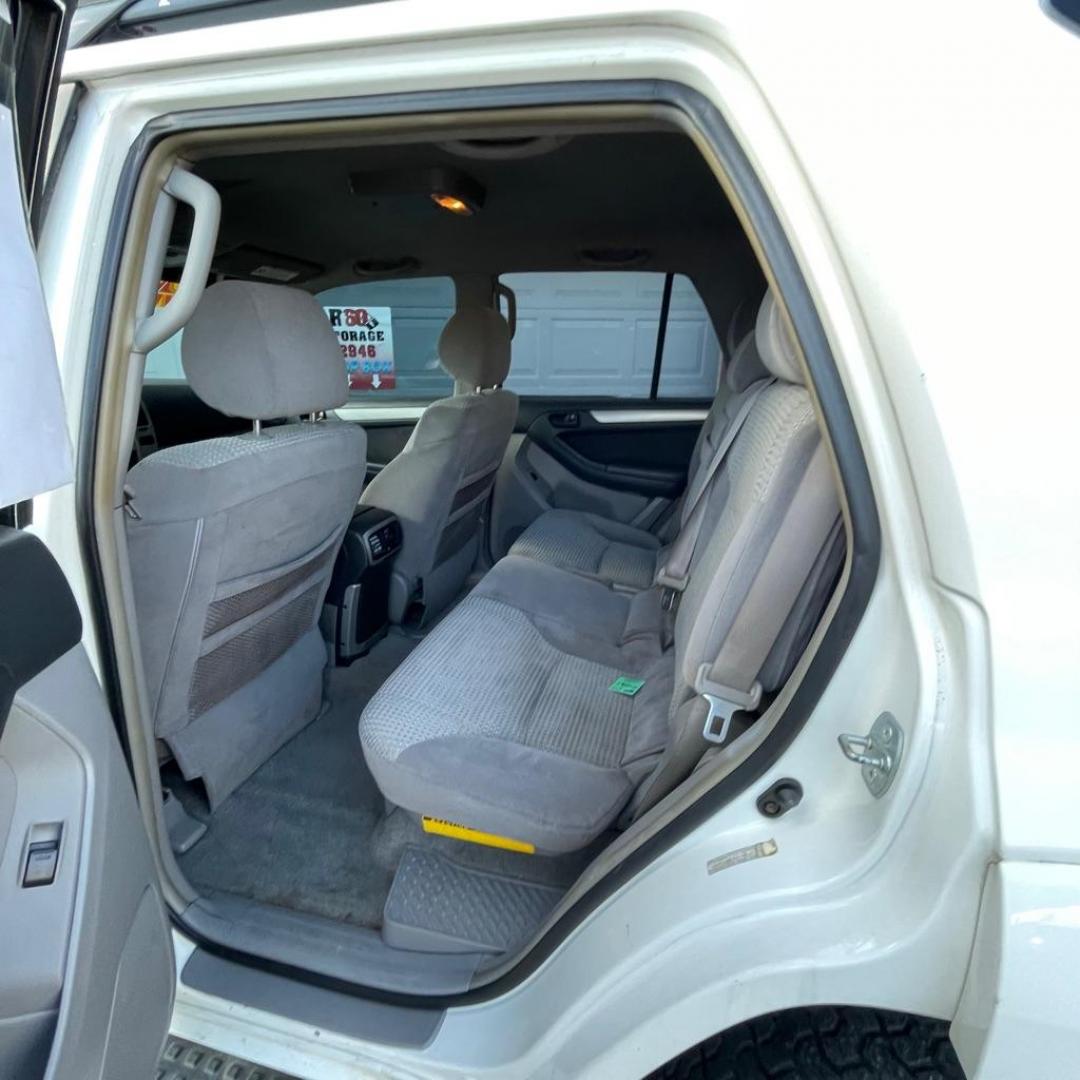 2004 WHITE TOYOTA 4RUNNER SR5 (JTEBU14R240) with an 4.0L engine, Automatic transmission, located at 3338 US Rt. 60 East, Huntington, WV, 25705, (304) 733-9888, 38.411072, -82.379471 - Photo#4