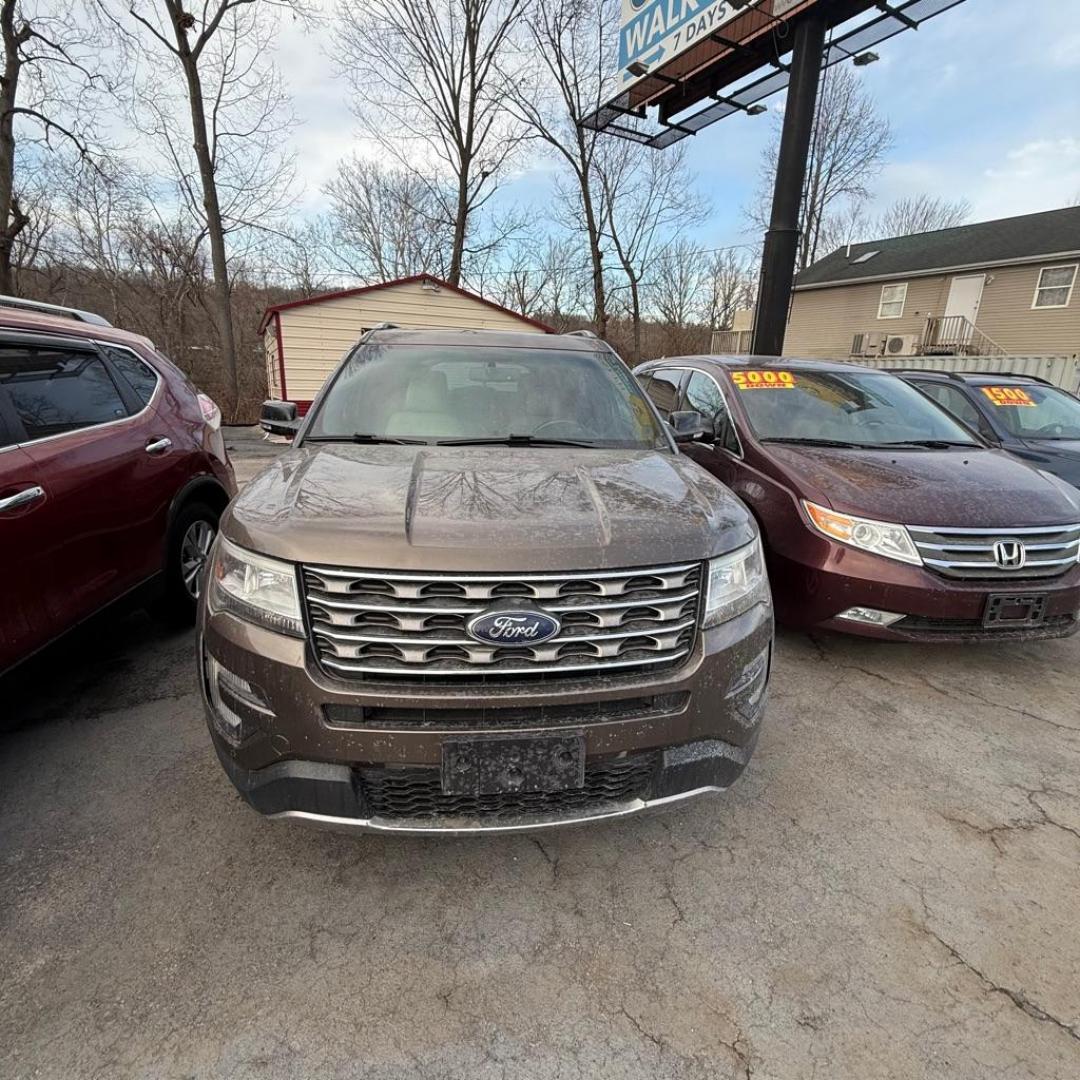 2016 BROWN FORD EXPLORER XLT (1FM5K8D81GG) with an 3.5L engine, Automatic transmission, located at 3338 US Rt. 60 East, Huntington, WV, 25705, (304) 733-9888, 38.411072, -82.379471 - Photo#0